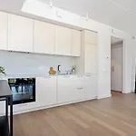 Апартаменты Sea View Family In Unique Kalaranna District *