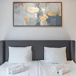 Апартаменты Sea View Family In Unique Kalaranna District *