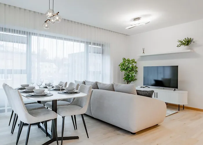 Sea View Family In Unique Kalaranna District Apartment